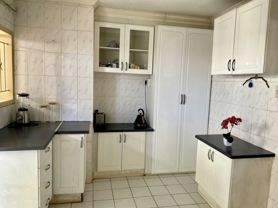 3 Bedroom Property for Sale in Tlhabane North West
